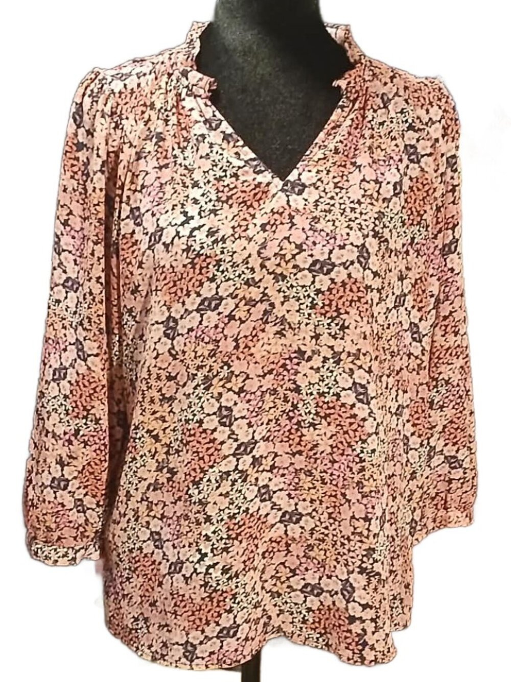 VINCE CAMUTO Floral Blouse
